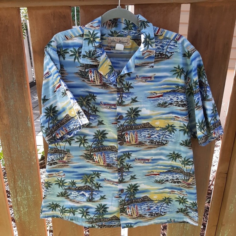 Mens Blue Hawaii vintage shirt